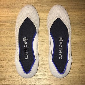 Rothy’s Flax Color Round Toe Flat Size 8